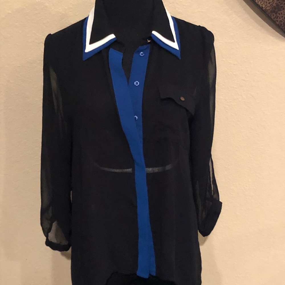 Stylish blouse, open sleeve, beautiful blk&blue